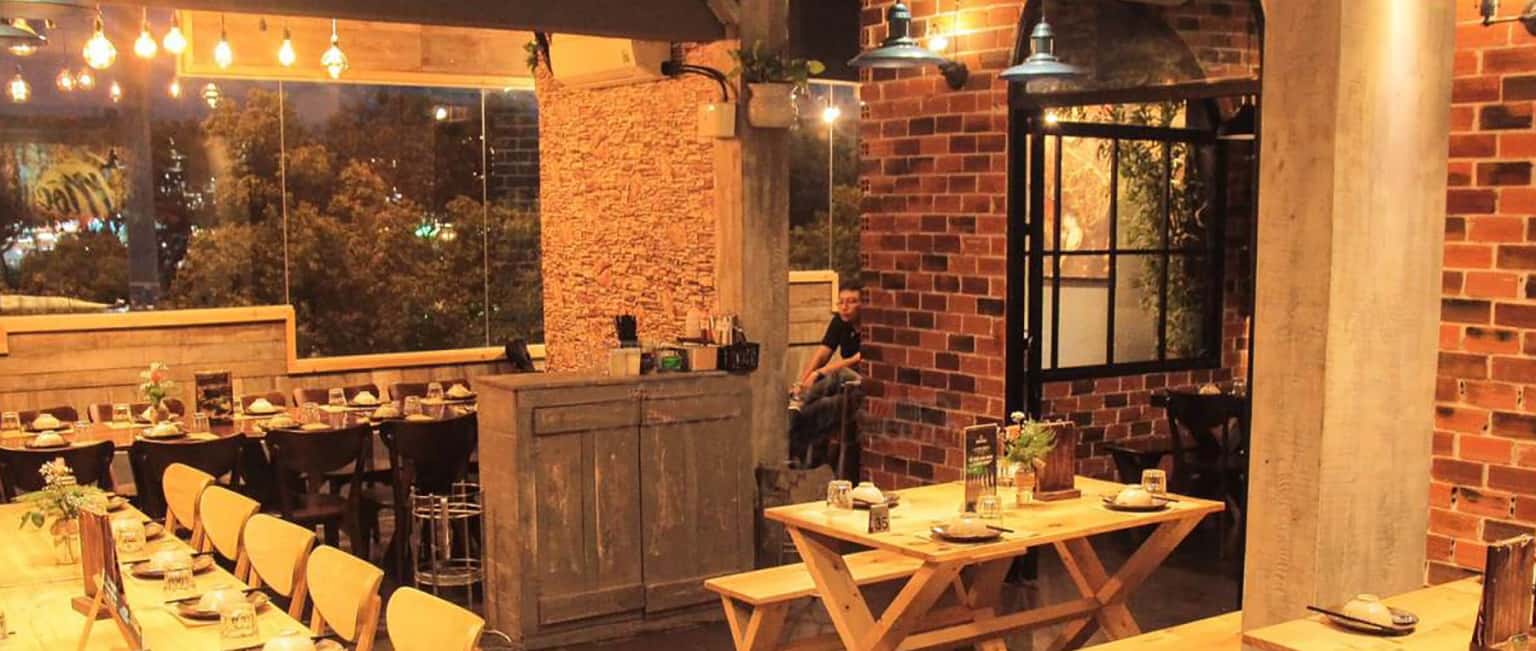 Top 7 quán ăn Việt thu hút khách nhất Sài Gòn