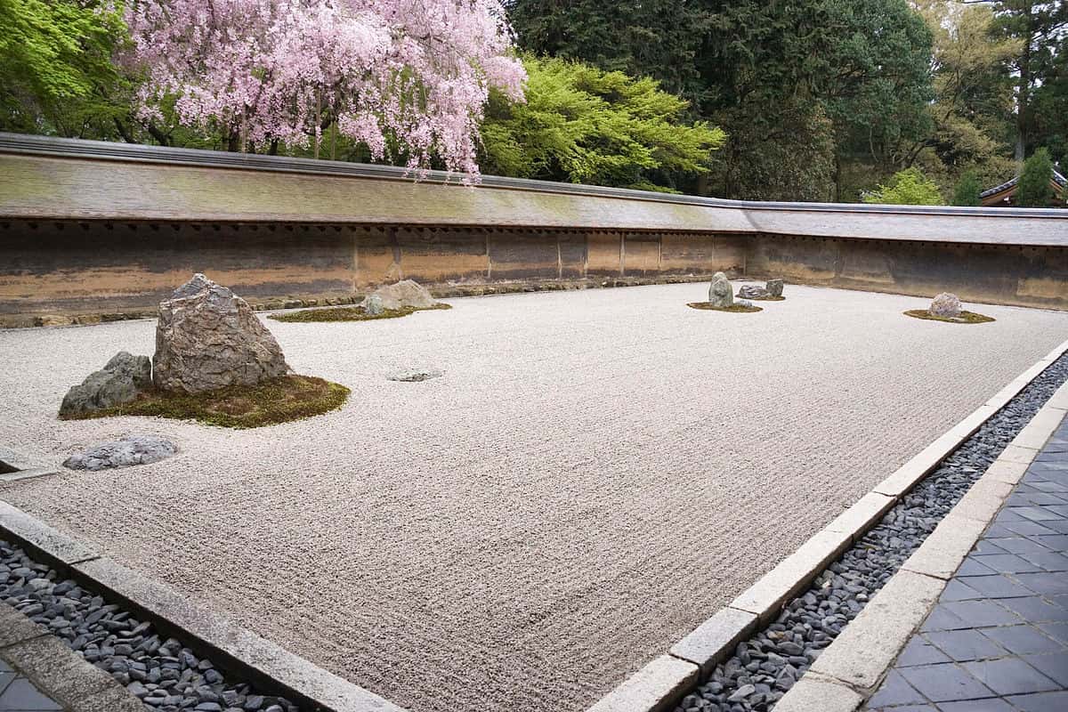 Tìm Zen của bạn tại vườn đá Ryōan-ji's