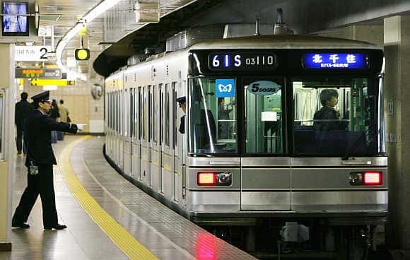 Tàu điện ngầm là phương tiện phổ thông ở Trung Quốc