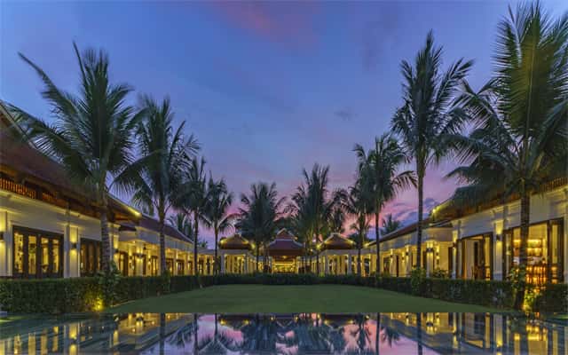 Combo 4N 3Đ vé máy bay + Ks 5* tại Nha Trang