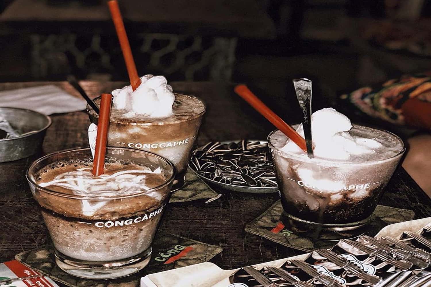 Đồ uống ở cafe Cộng