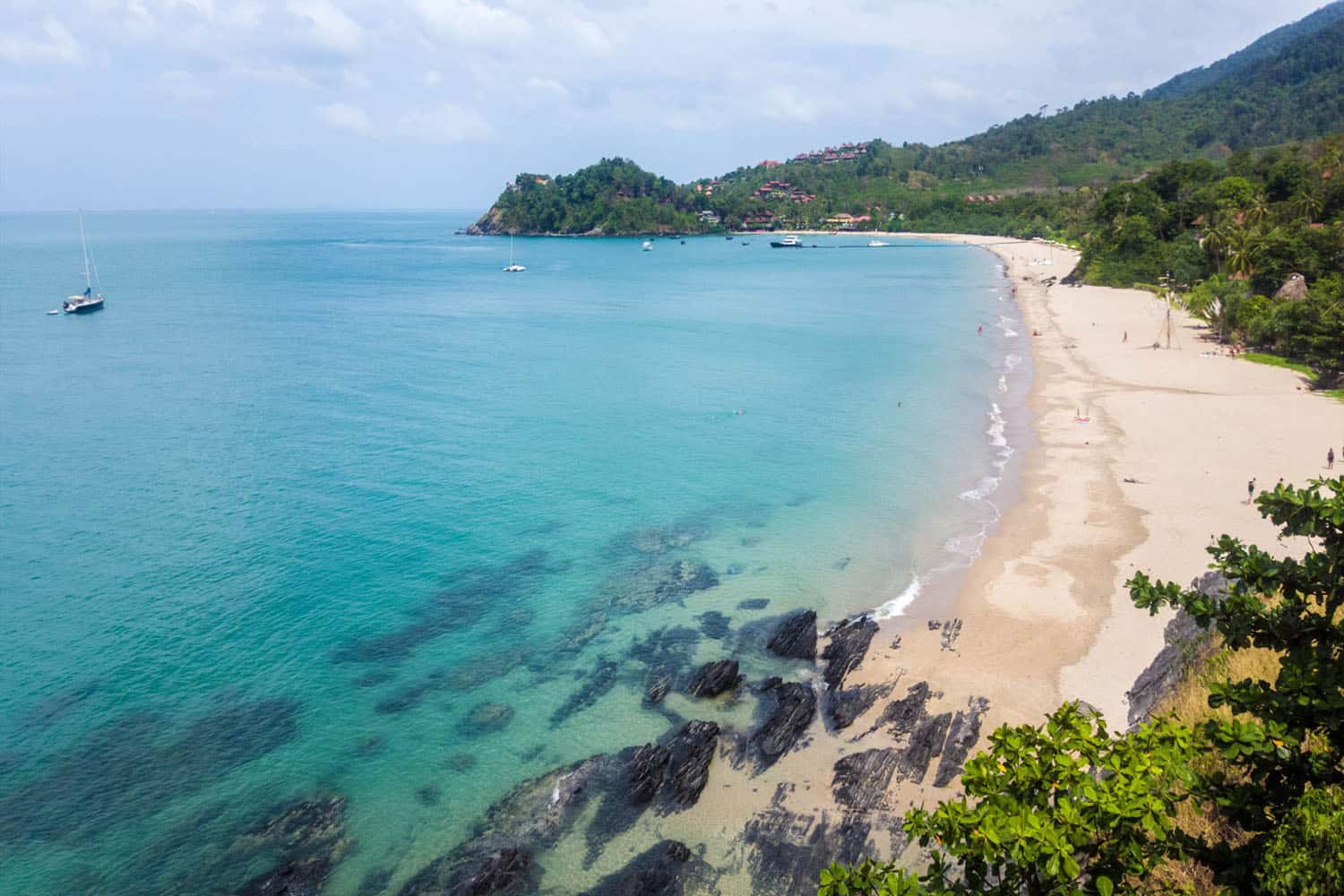 Bãi biển Kantiang