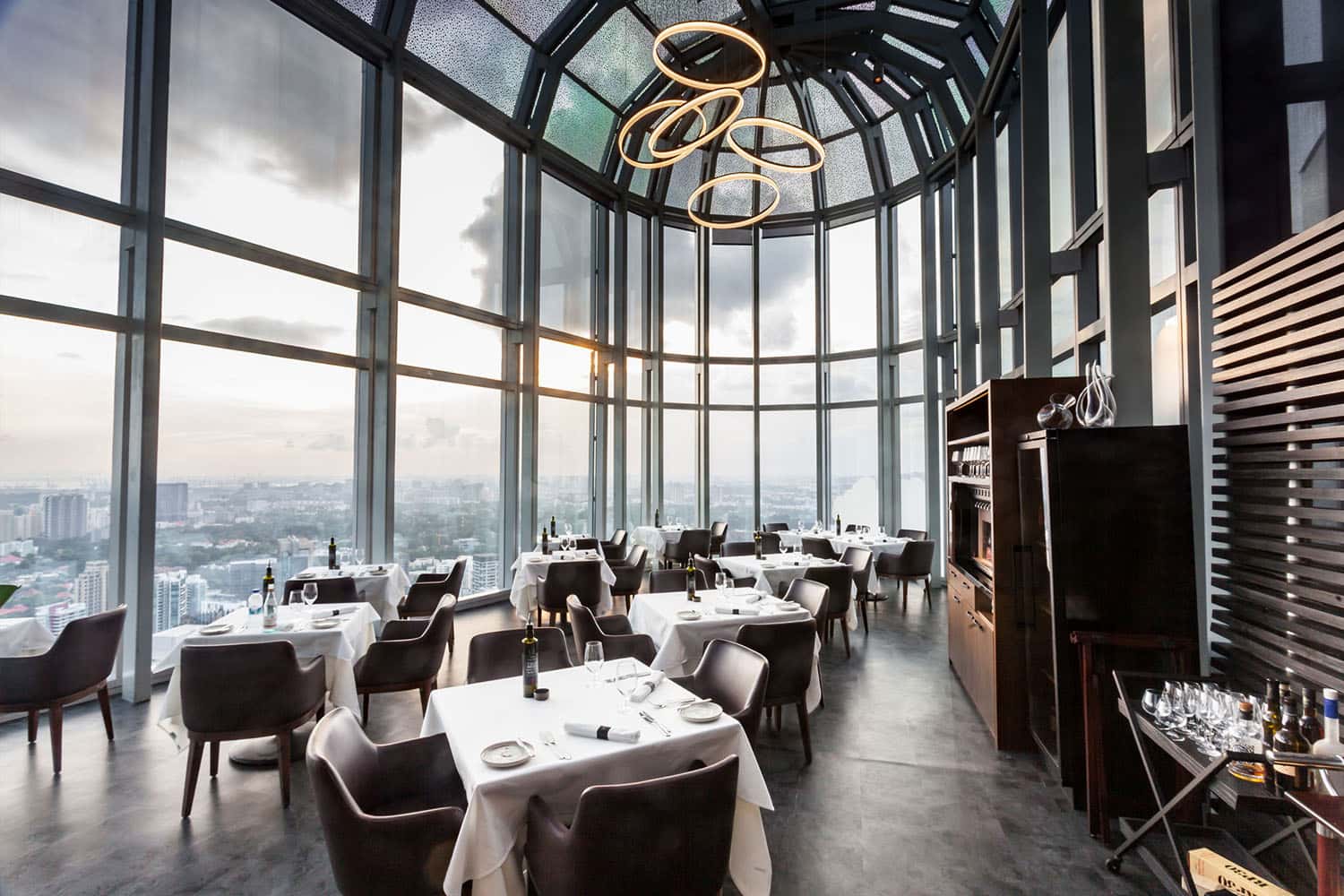 Salt Grill & Sky Bar