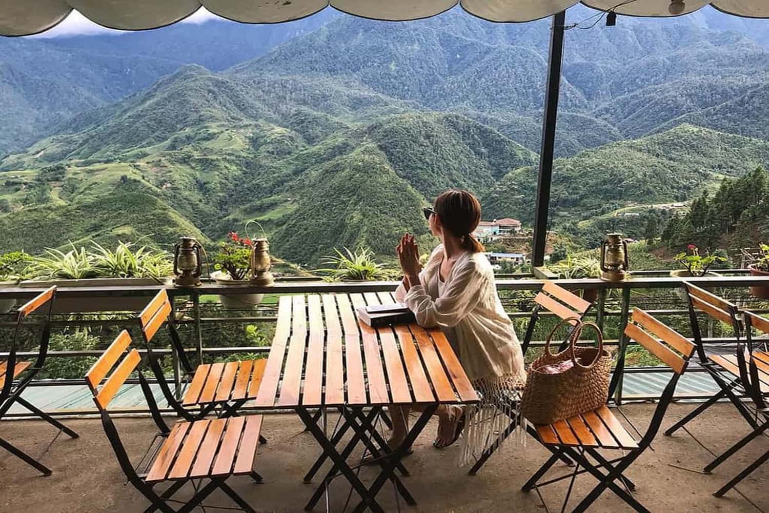 Fansipan Terrace mang đến một không gian vô cùng yên tĩnh và thư giãn