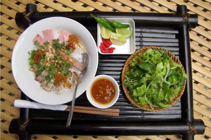 Mỗi nơi thì phần nhân bún lại có đôi chút khác biệt
