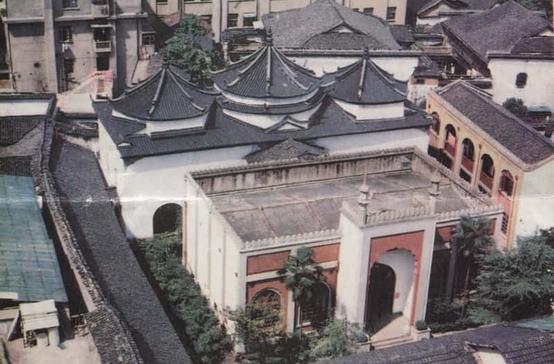 Đền Fenghuang (phượng hoàng) đây là ngôi đền Hồi giáo được xây dựng trong triều đại nhà Đường