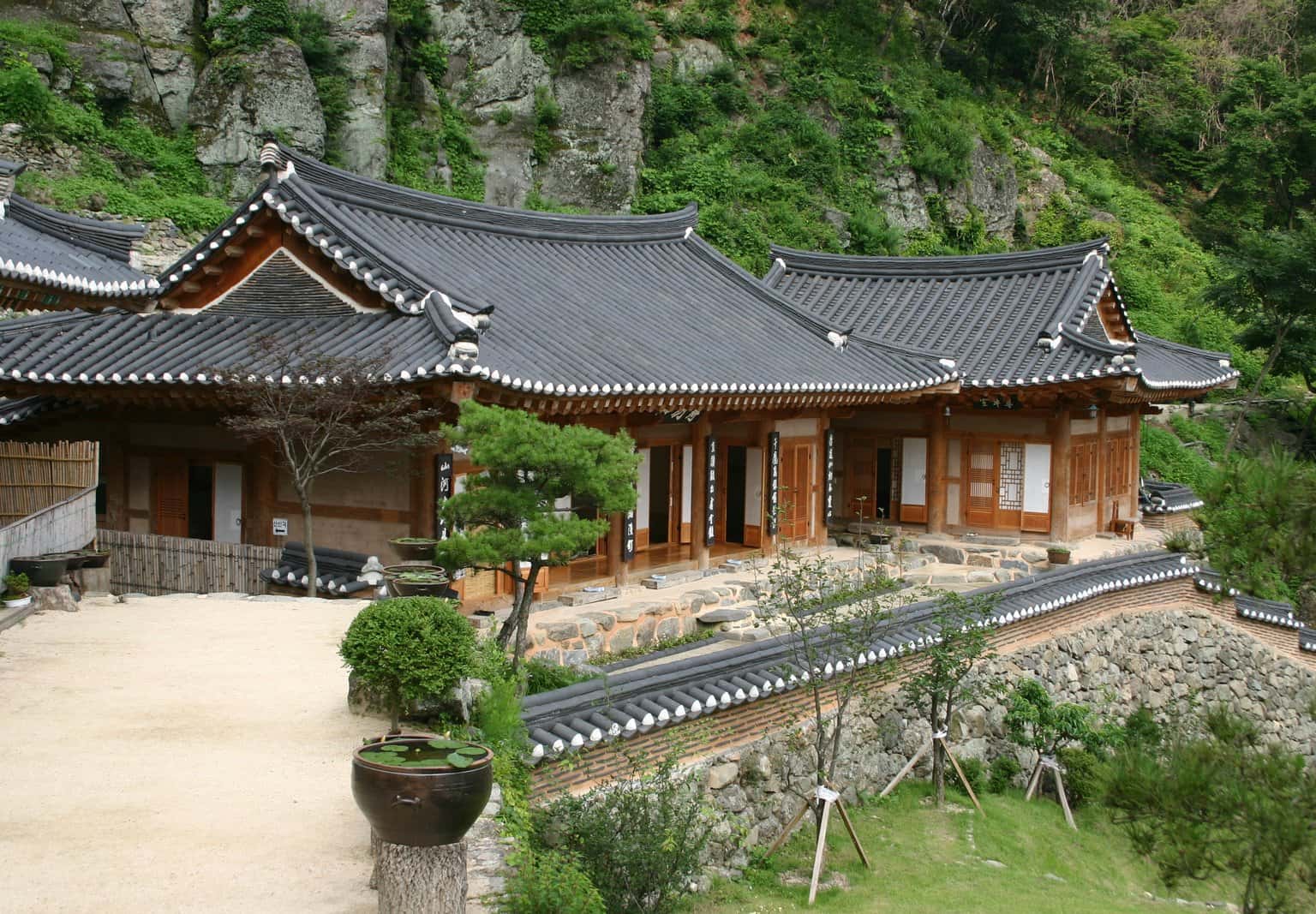 Nhà truyền thống Hanok
