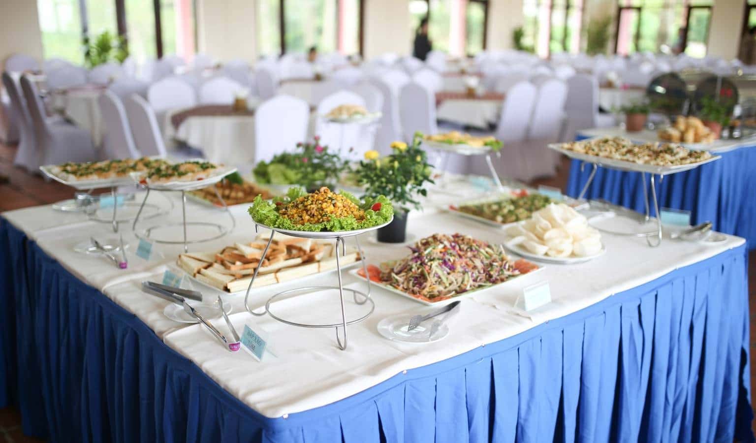 Dịch vụ ăn uống tại Thung Lũng Tình Yêu