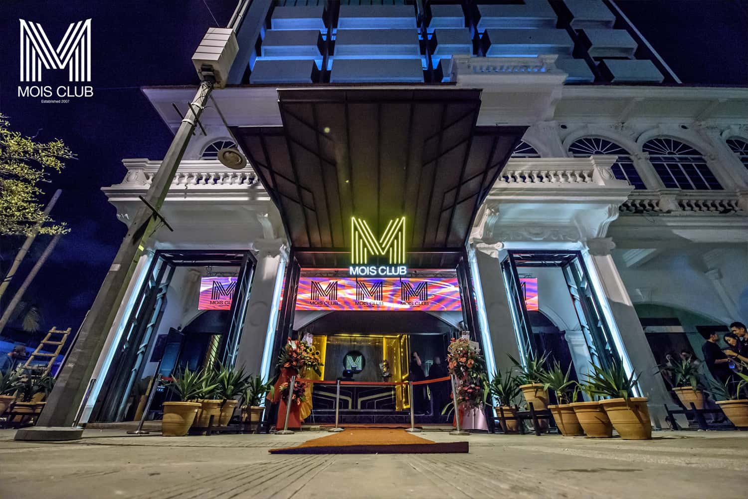 Mois bar