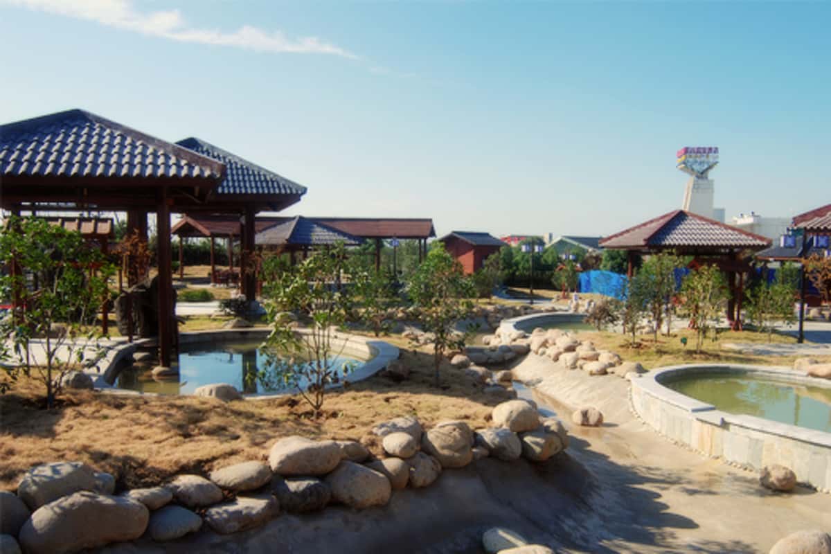 Xiaotangshan Longmai Hot spring Resort