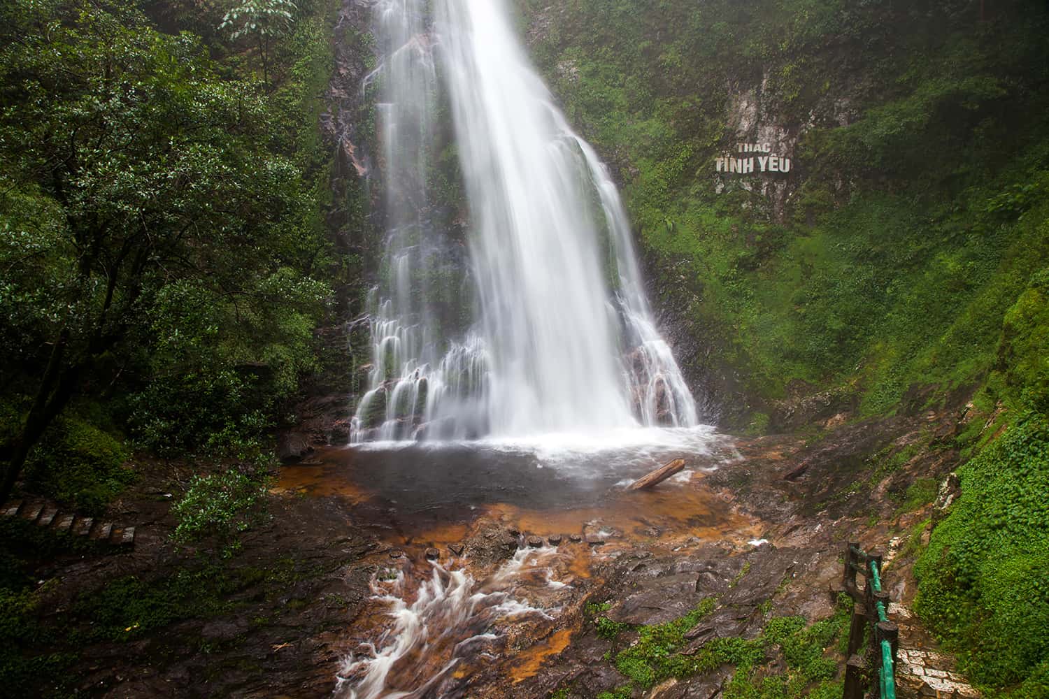 Thác tình yêu