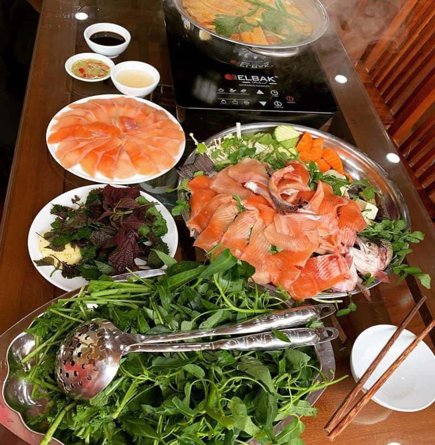 Món cá hồi ở Nhà hàng Hoàng Minh Sapa