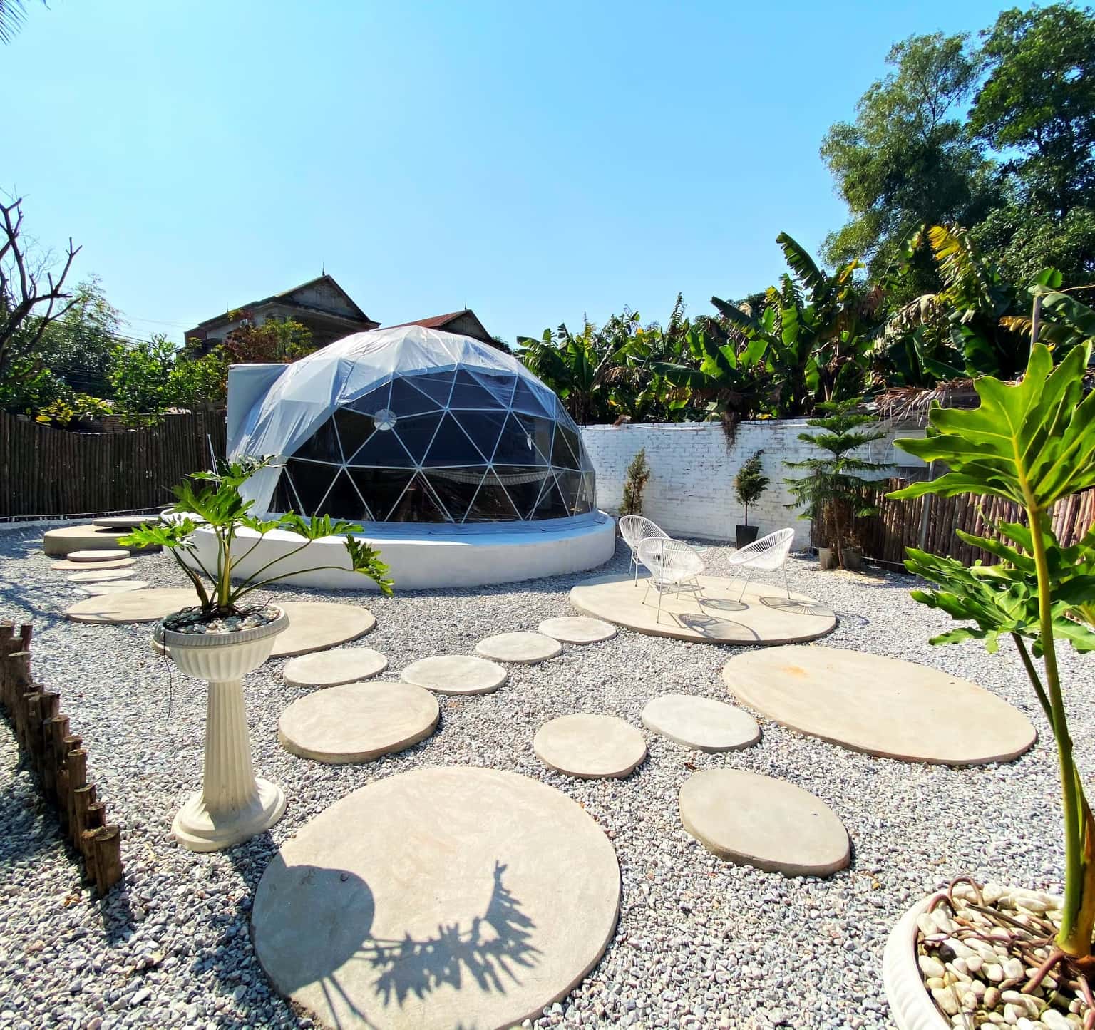 Nista Bubble Villa – Độc đáo với kiến trúc nhà bóng khổng lồ