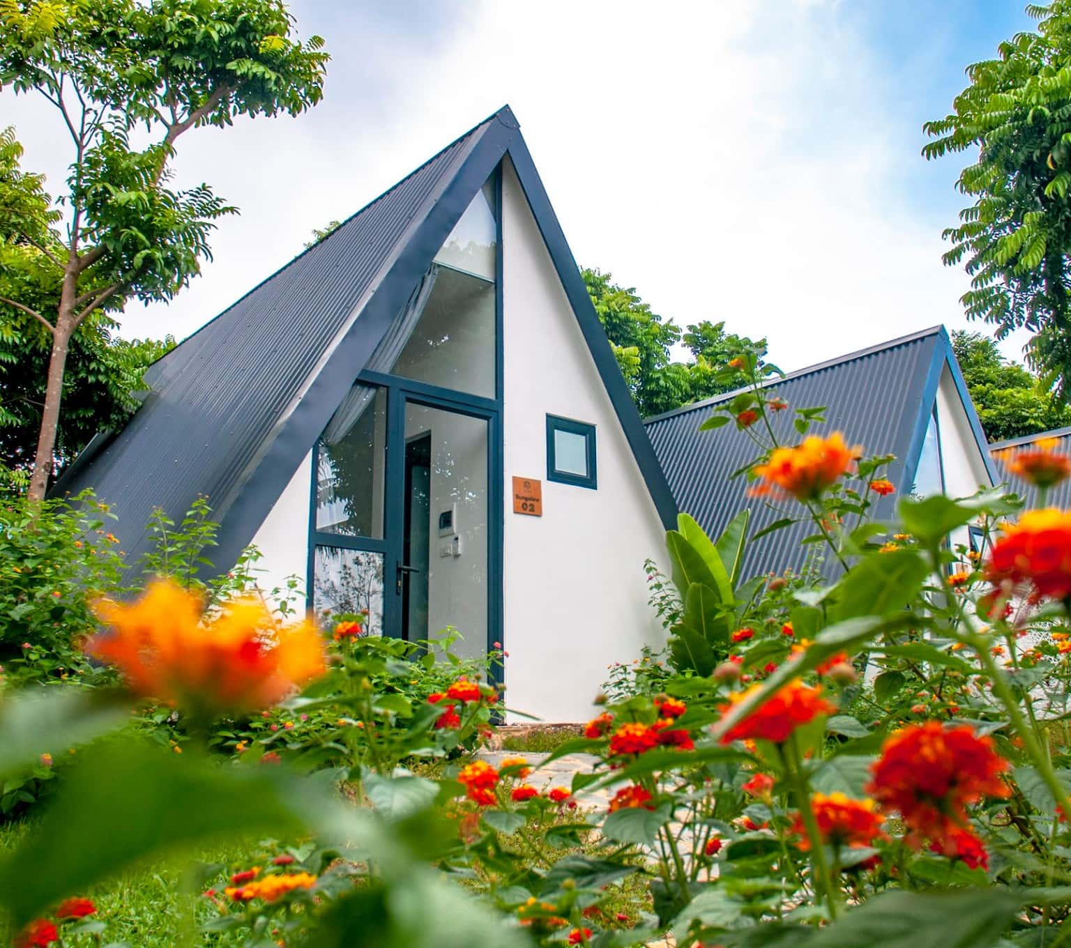 khong-gian-bungalow-tan-view-bungalow-villa-homestay-ba-vi-ha-noi-01