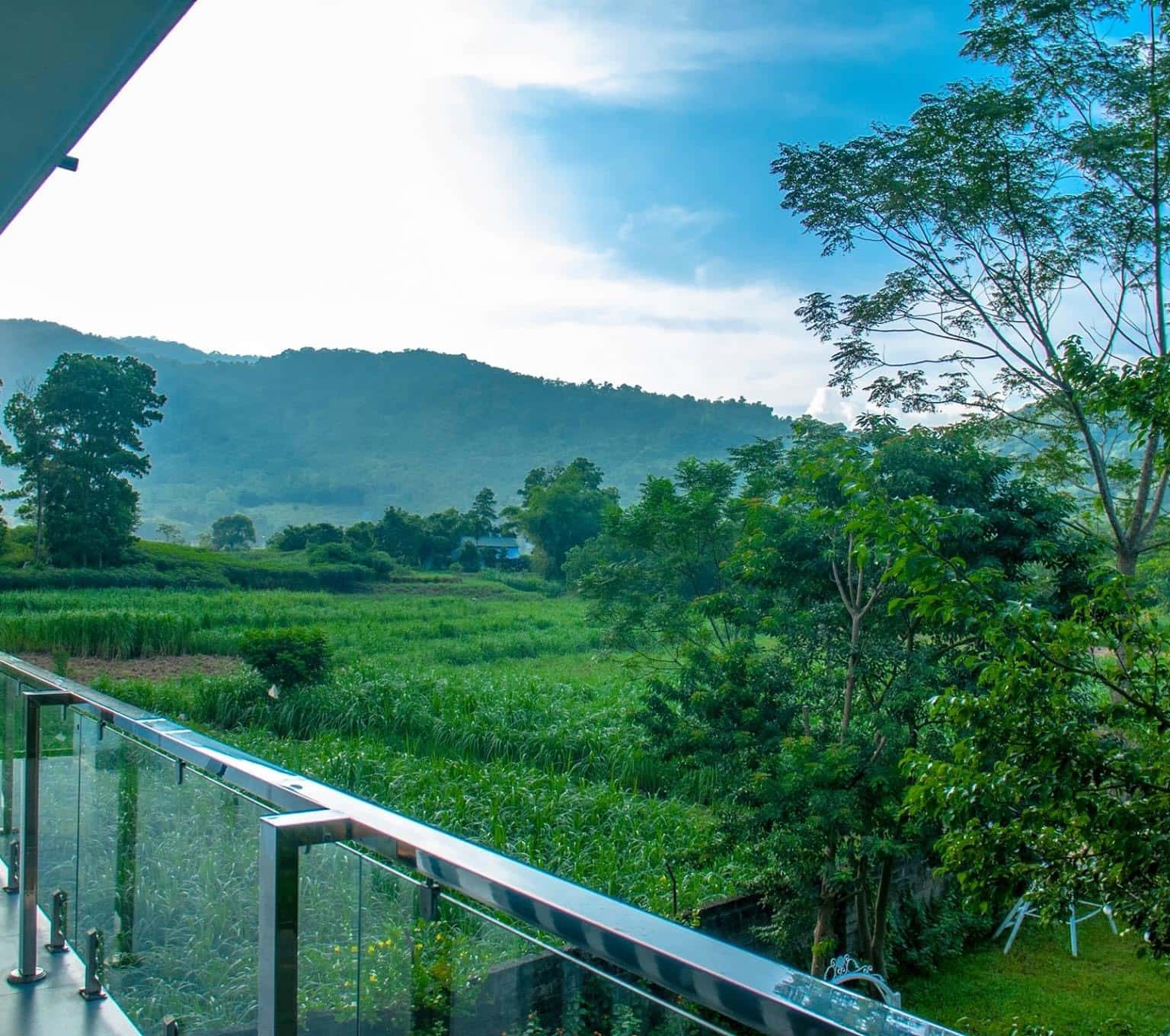 khong-gian-villa-18-tan-view-bungalow-villa-homestay-ba-vi-ha-noi-04