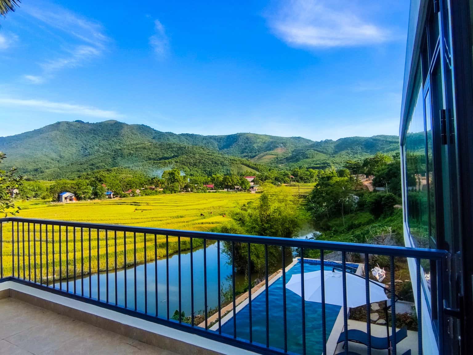 Cùng vi vu tới P Villa - Homestay hiện đại giữa đồng quê bát ngát