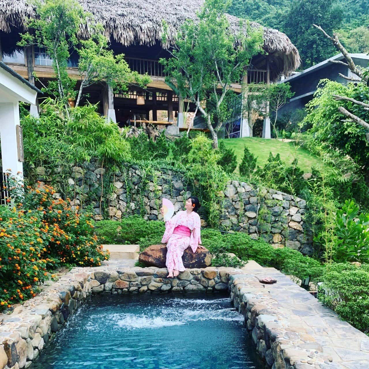goc chup onsen villas homestay hoa binh