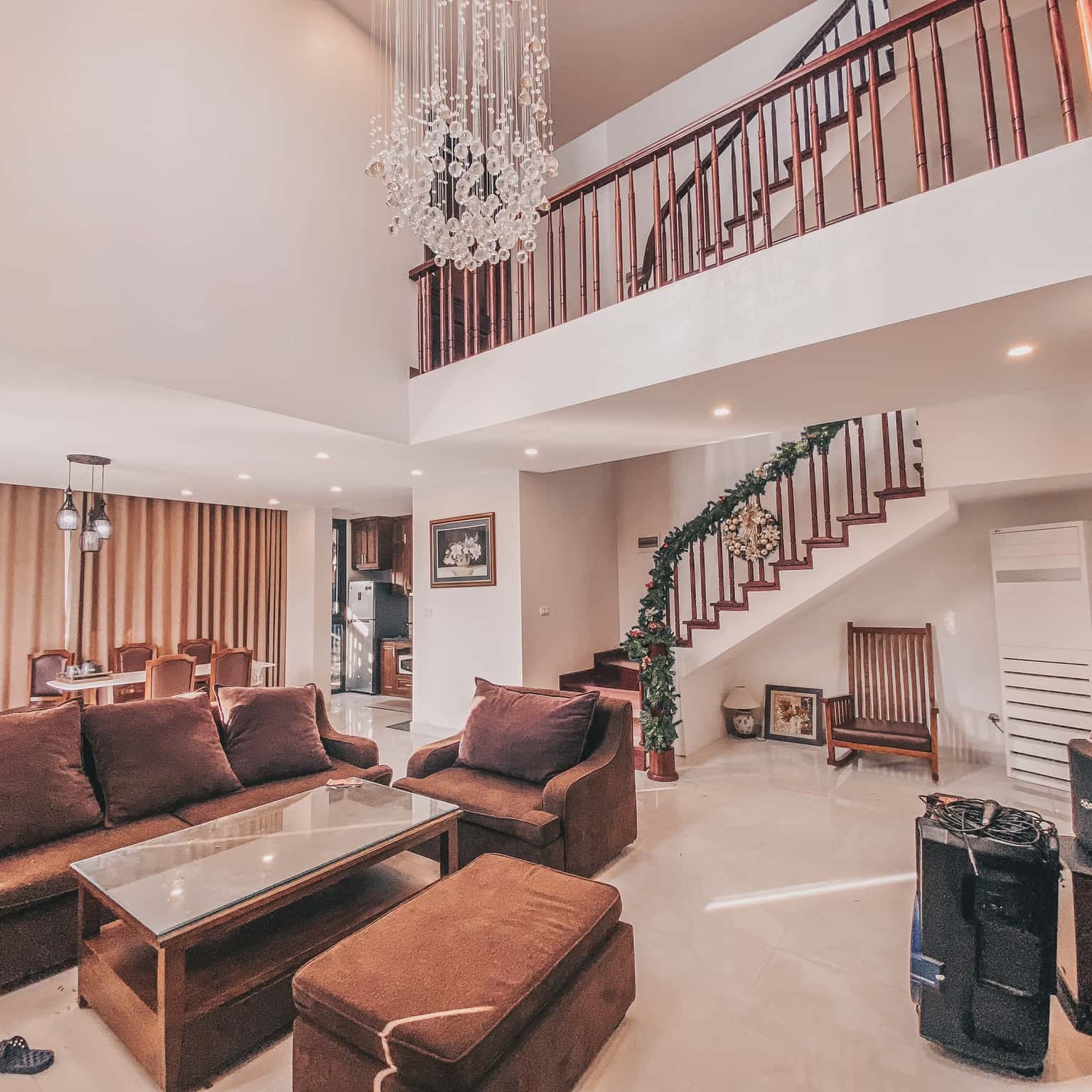 phong-khach-un-villa-tamagawa-homestay-soc-son-ha-noi