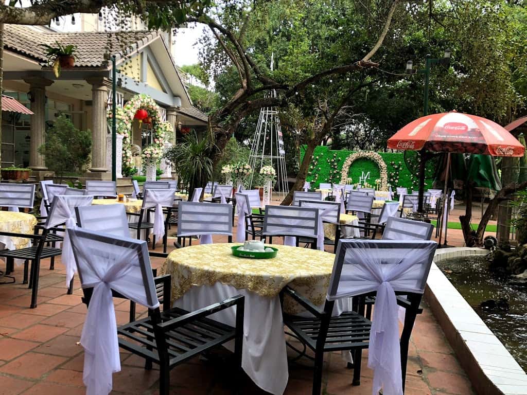 nha hang la co minh hoa ba vi ha noi