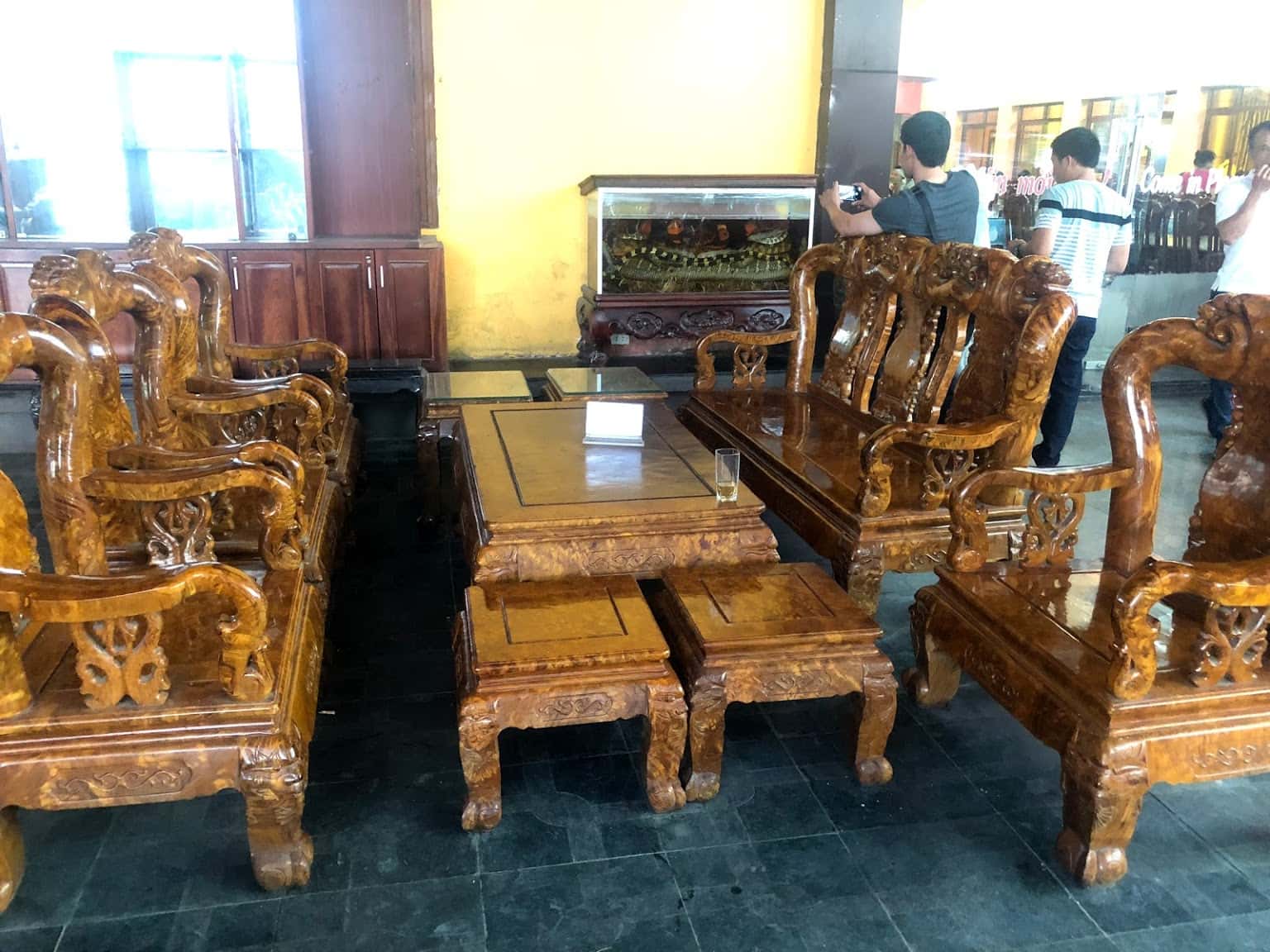 nha hang hai yen 20 soc son