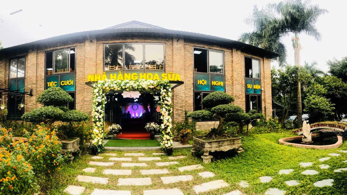nha hang hoa sua noi bai soc son 
