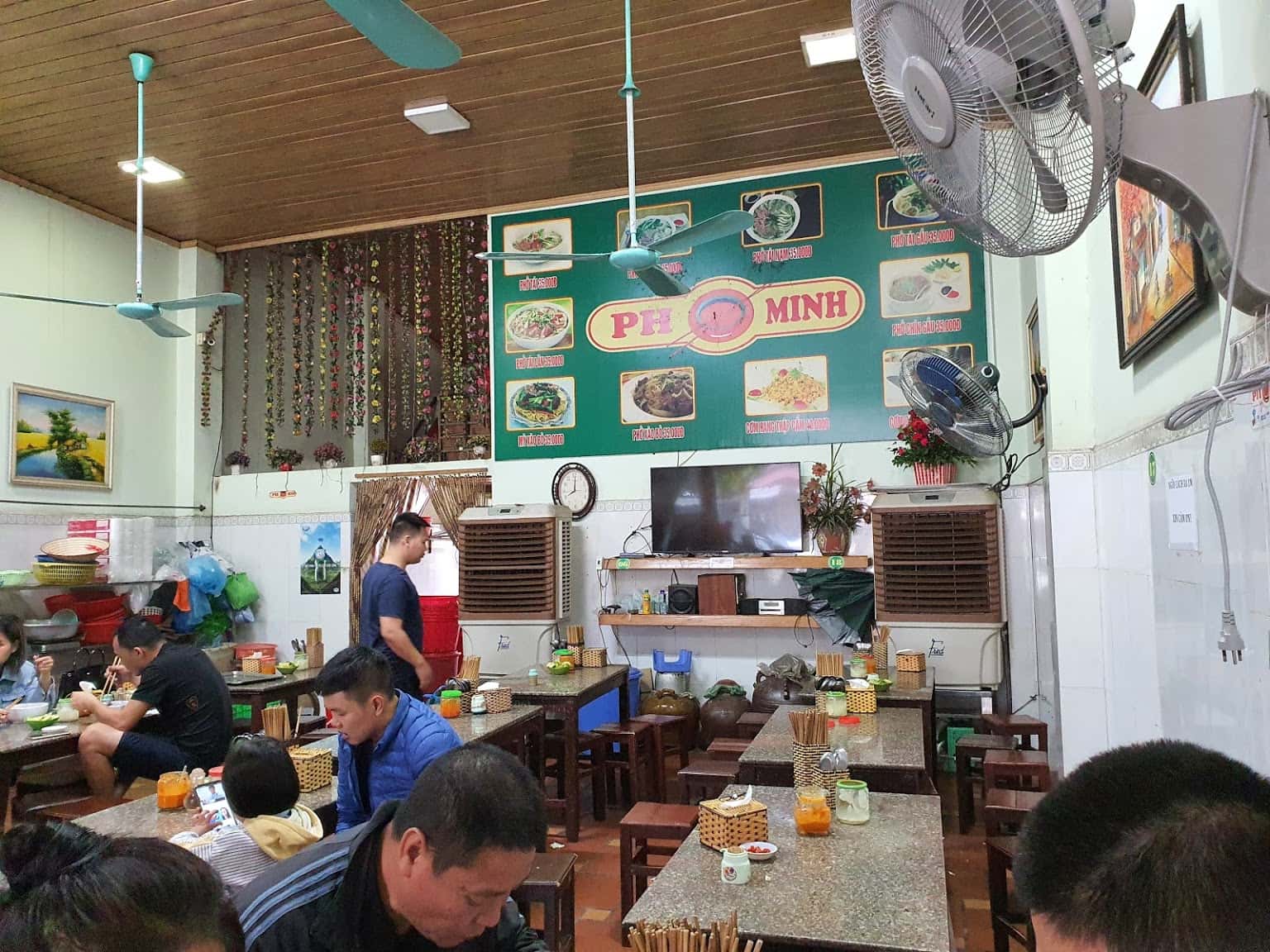 pho minh soc son