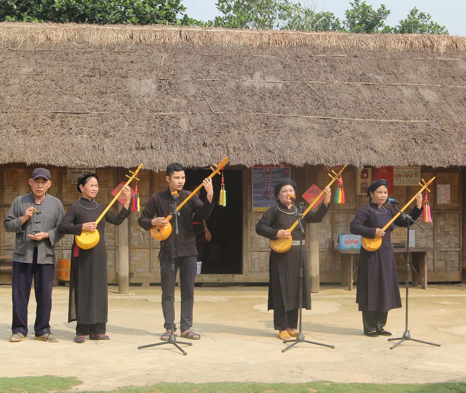 lang van hoa du lich cac dan toc viet nam