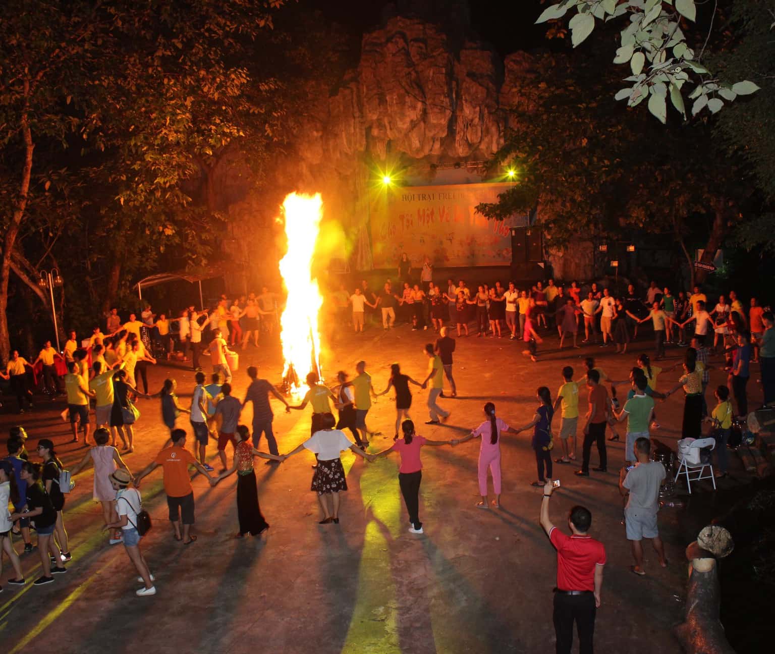 khoang xanh suoi tien ba vi