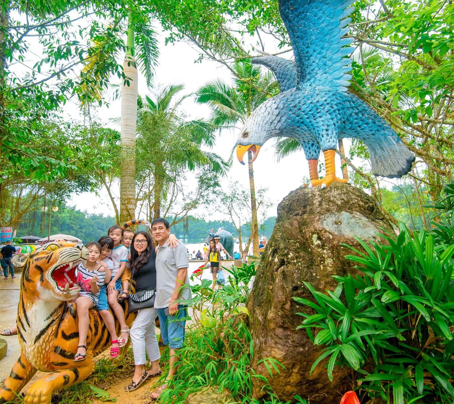 khoang xanh suoi tien ba vi