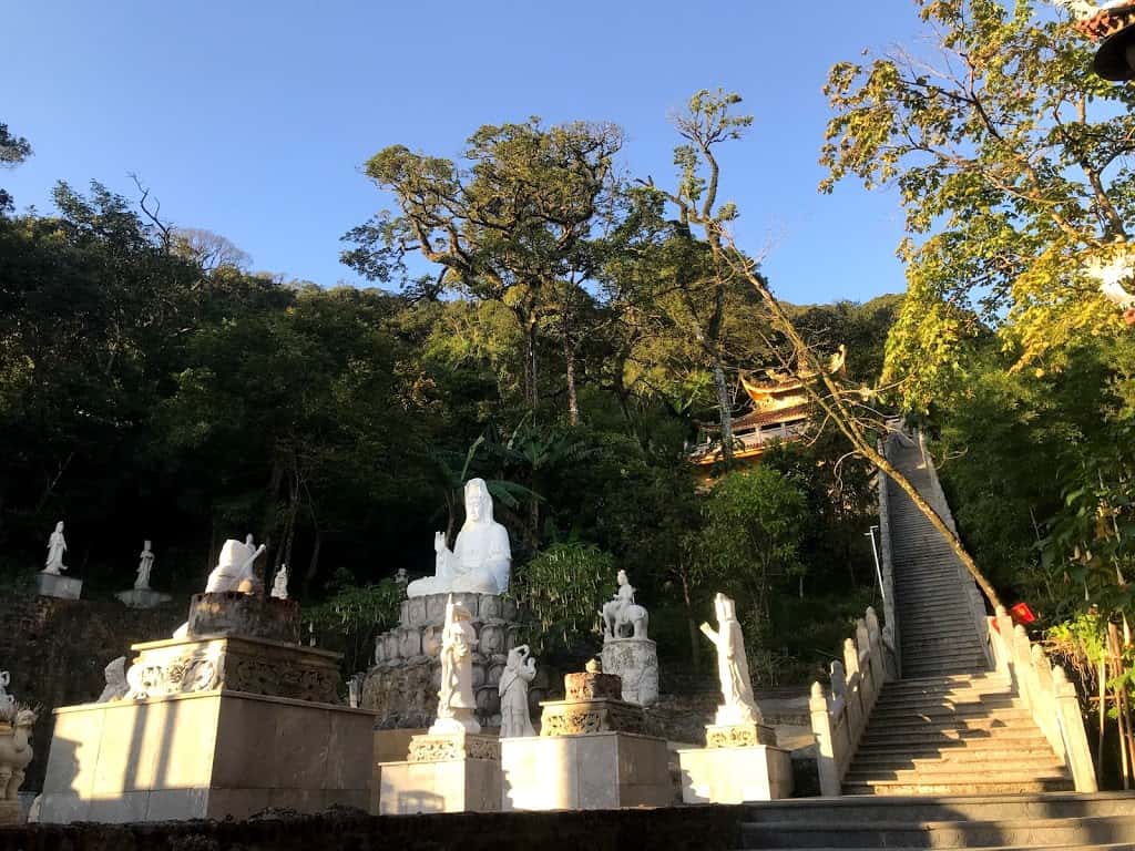 Đền Bà Chúa Thượng Ngàn – Thế giới tâm linh huyền ảo và kỳ bí