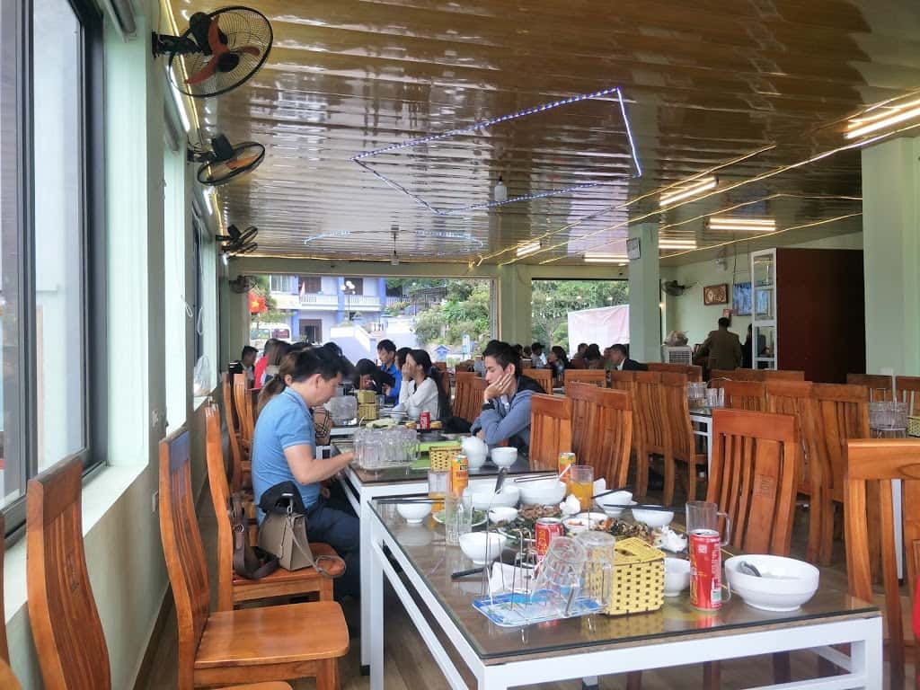 nha hang tuan huong tam dao