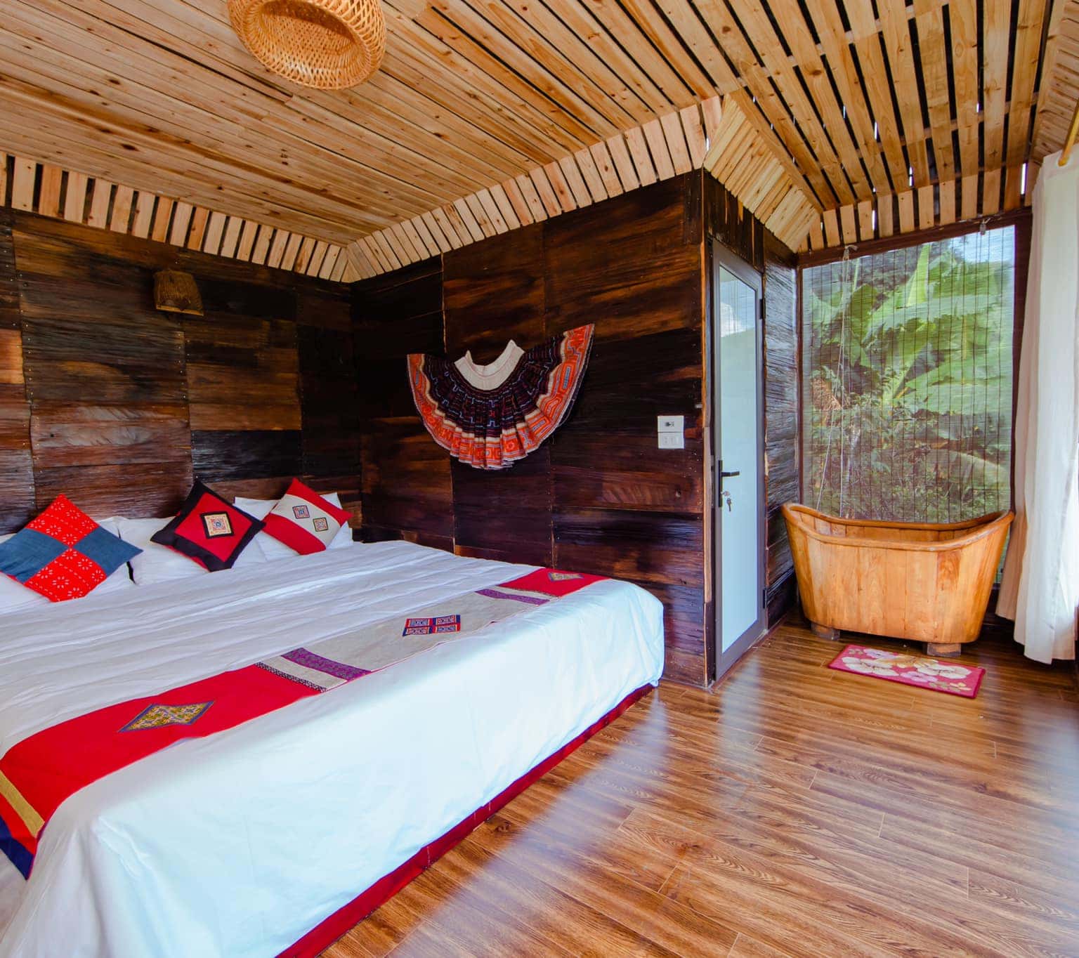 Eco Farmer House - Vẻ đẹp mộc mạc nhưng không kém phần thu hút
