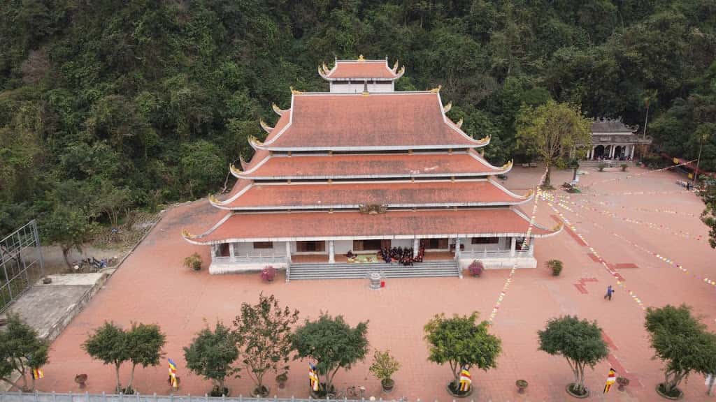 chua tien hoa binh
