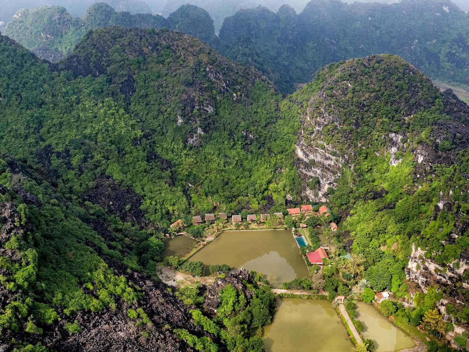 khuon vien an eco garden ninh binh 
