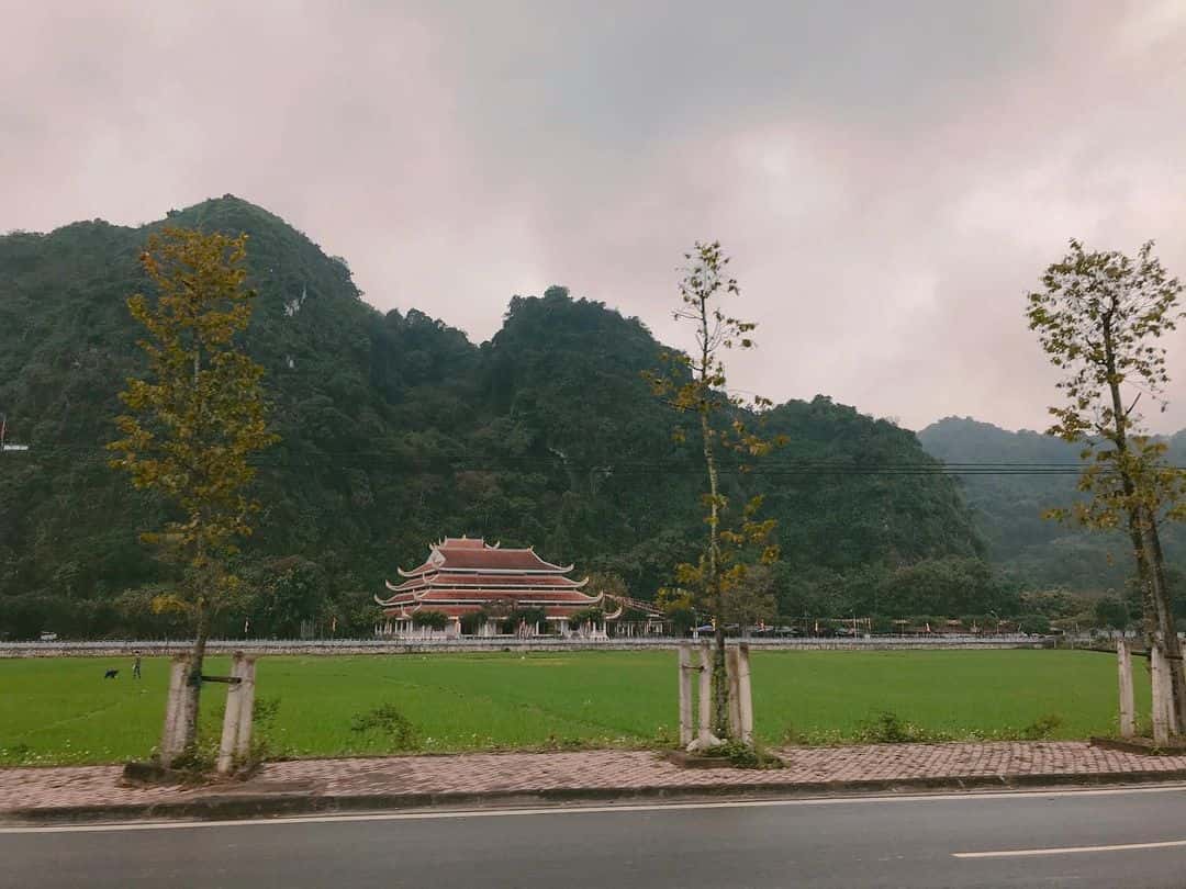 Chùa Tiên Hòa Bình - Thiên đường hạ giới