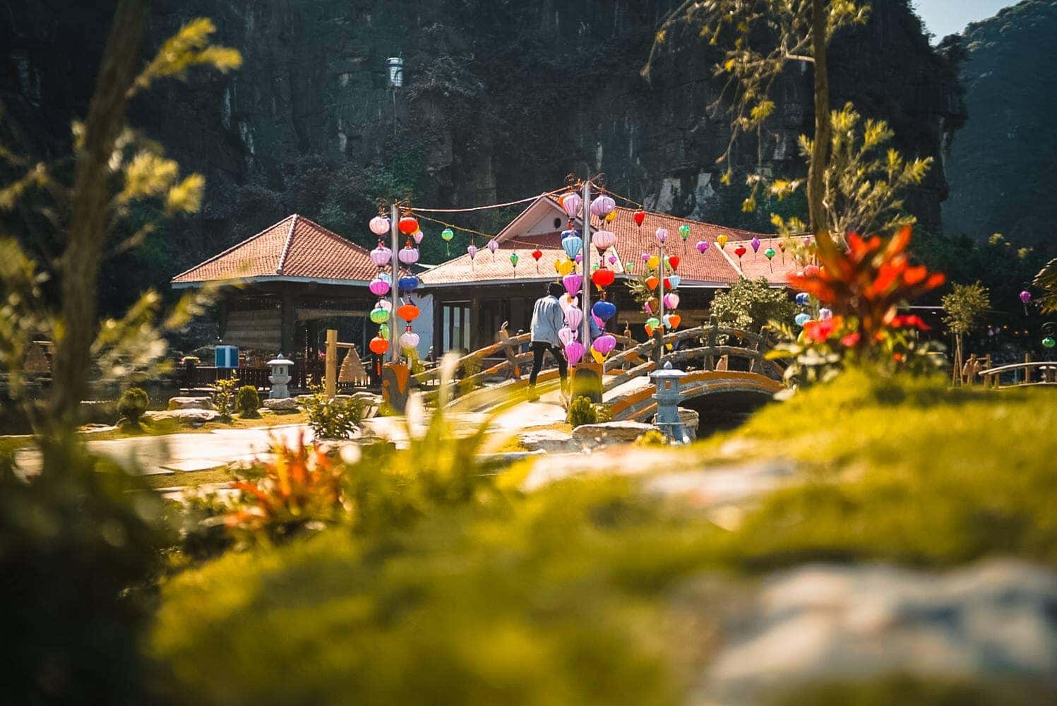 Hang Múa Ecolodge, Ninh Bình - Đường lên tiên cảnh