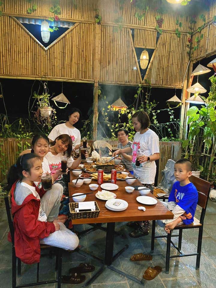 an uong tai trang an moon garden homestay hoa lu ninh binh 