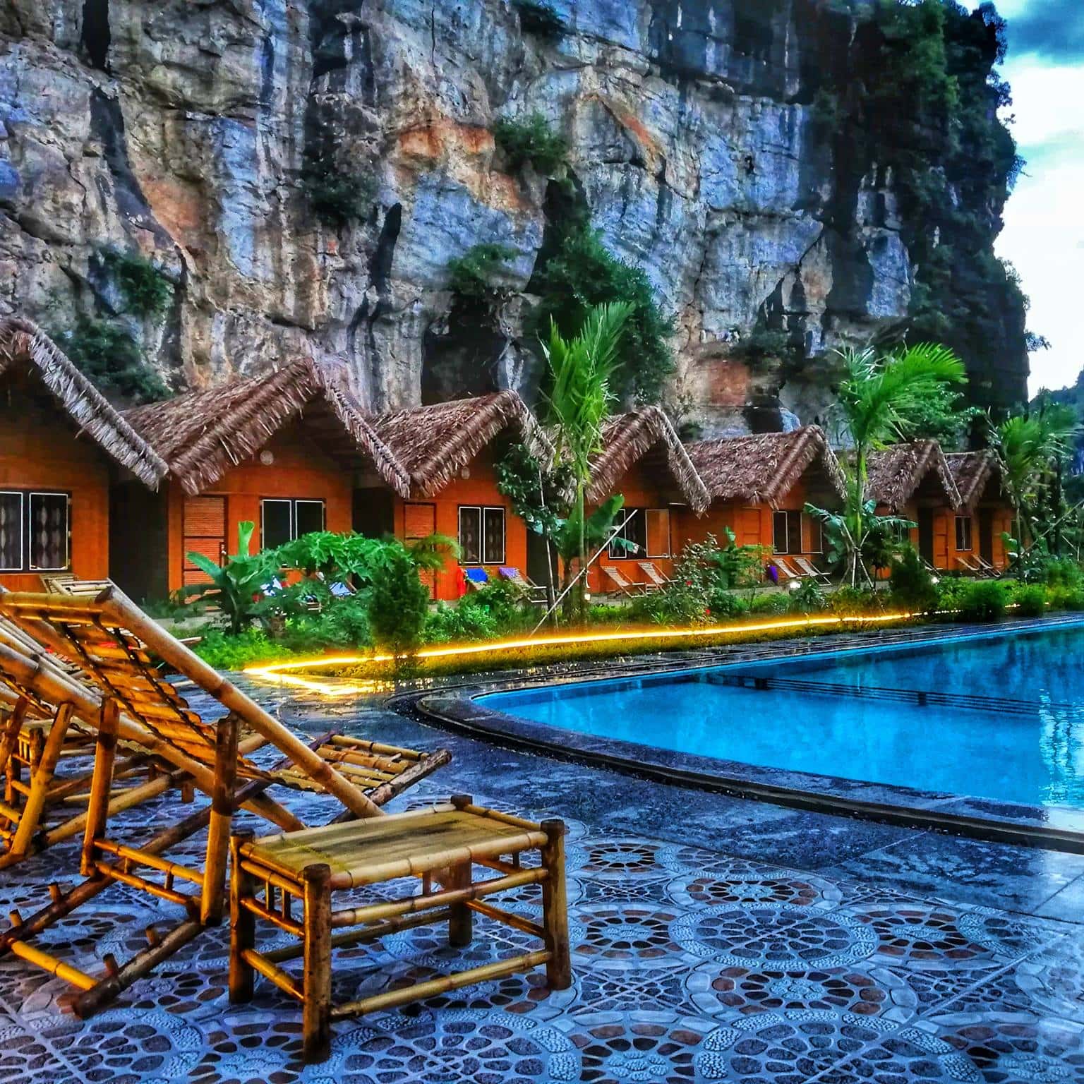 Tràng An Valley Bungalow - Homestay có bể bơi view “siêu đỉnh” tại Ninh Bình