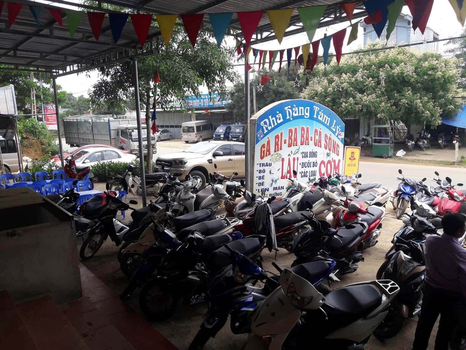 nha hang tam ly ba vi