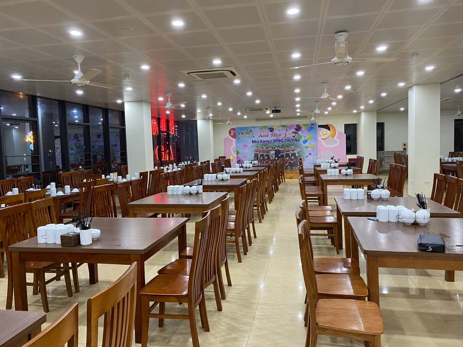 nha hang luong thuong 7 de nui ga doi ninh binh