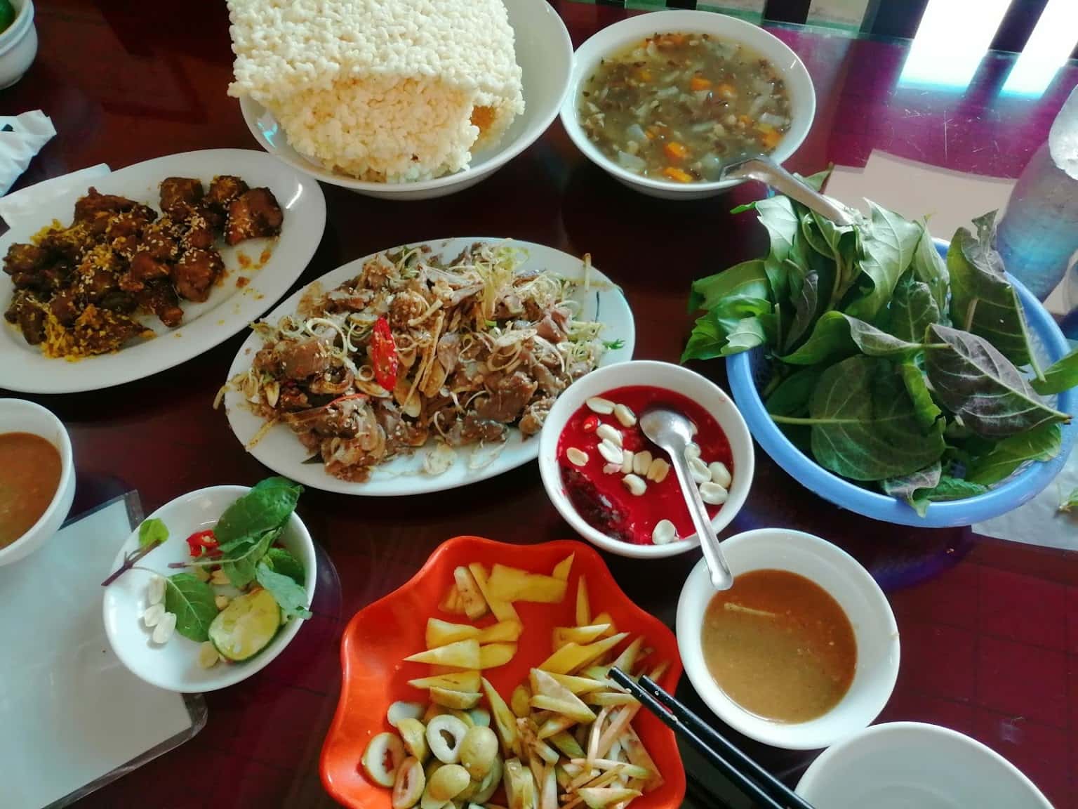 nha hang ba cua ninh binh