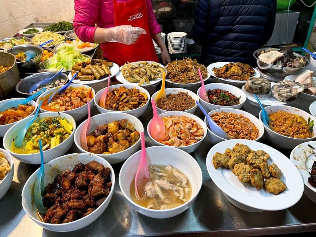 Top 10 quán cơm ngon quận Hoàn Kiếm nhất định phải thử