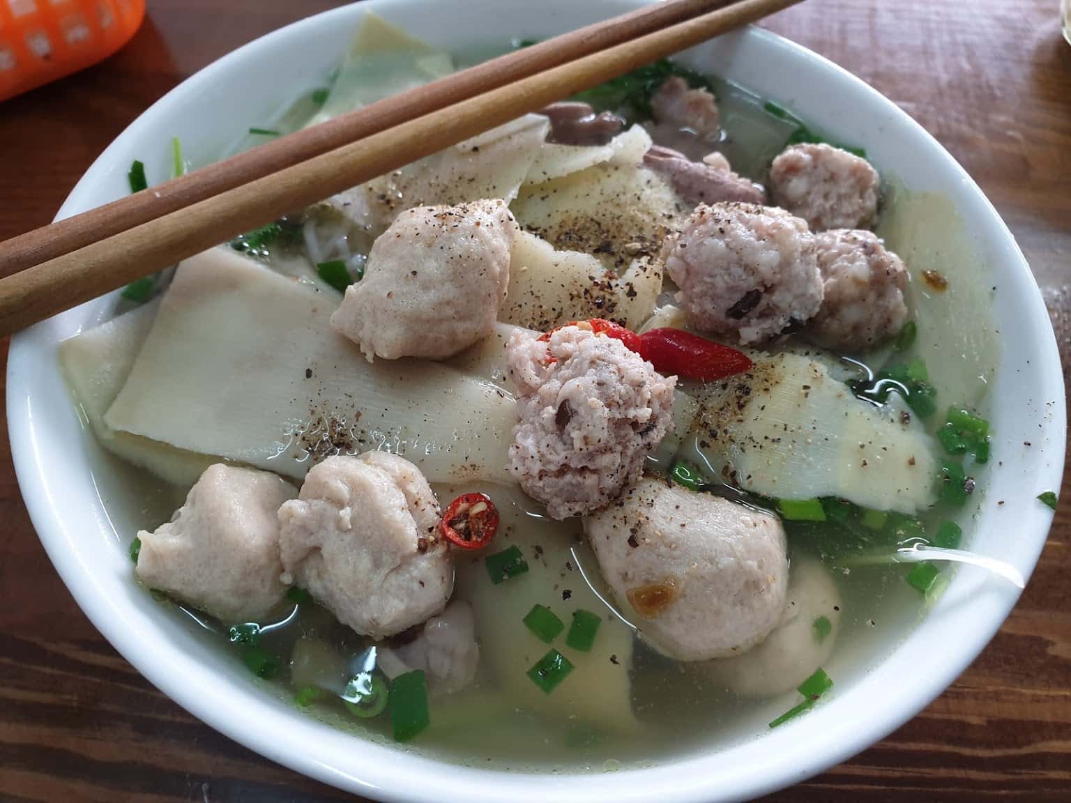 Top 8 quán bún dọc mùng đang làm mưa làm gió ở quận Hoàn Kiếm