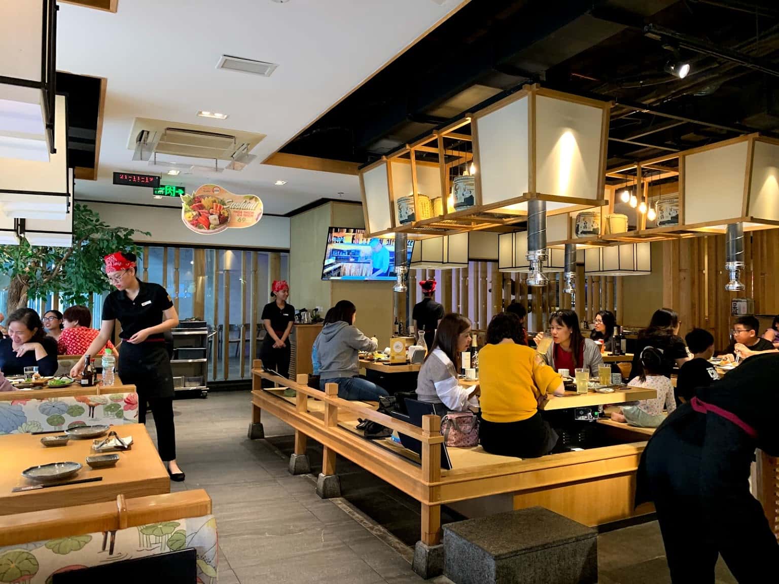 Thưởng thức ngay top 10 nhà hàng Nhật tại Hà Nội