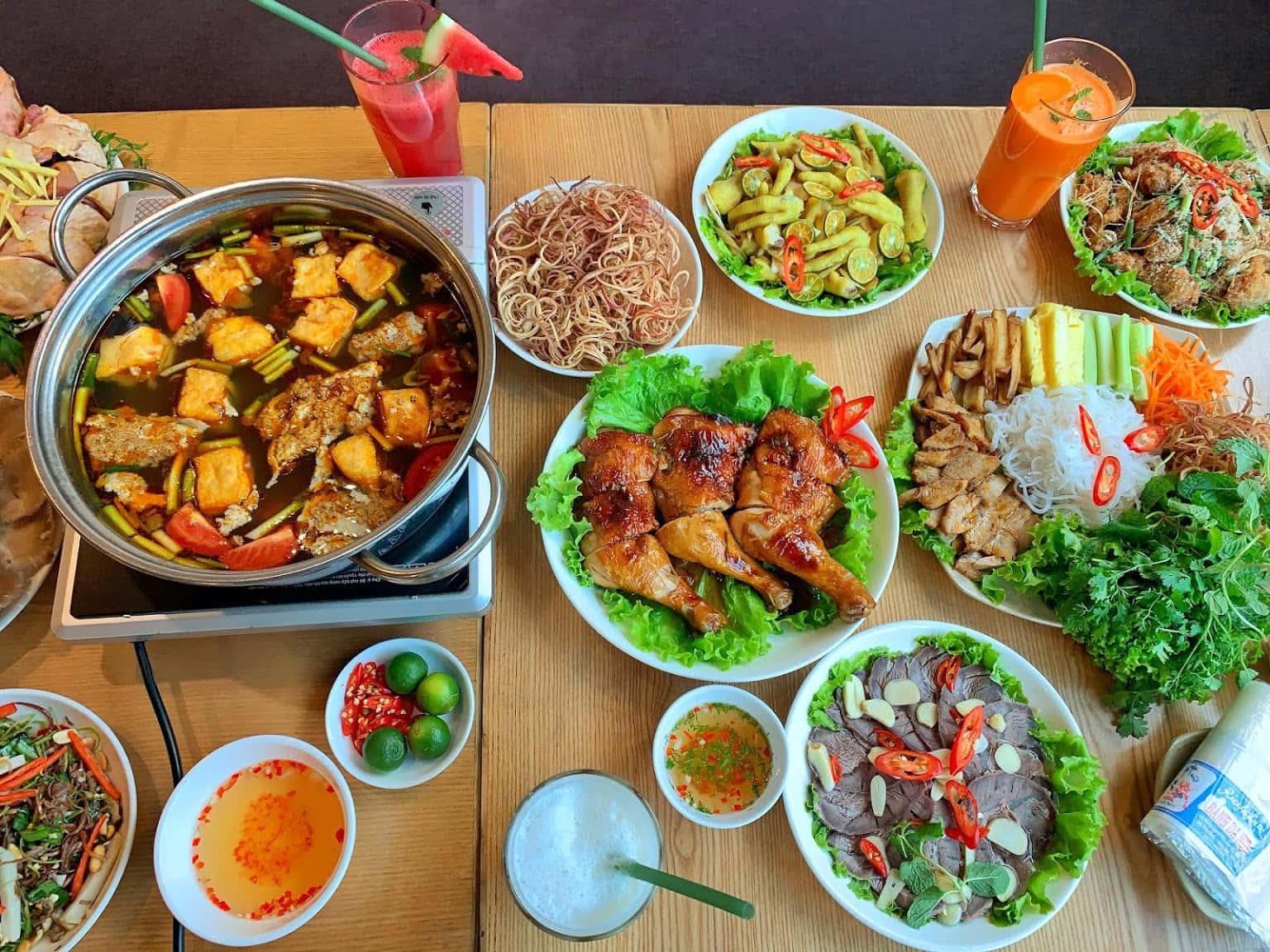 Top 14 quán lẩu ngon và rẻ nhất ở quận Đống Đa 