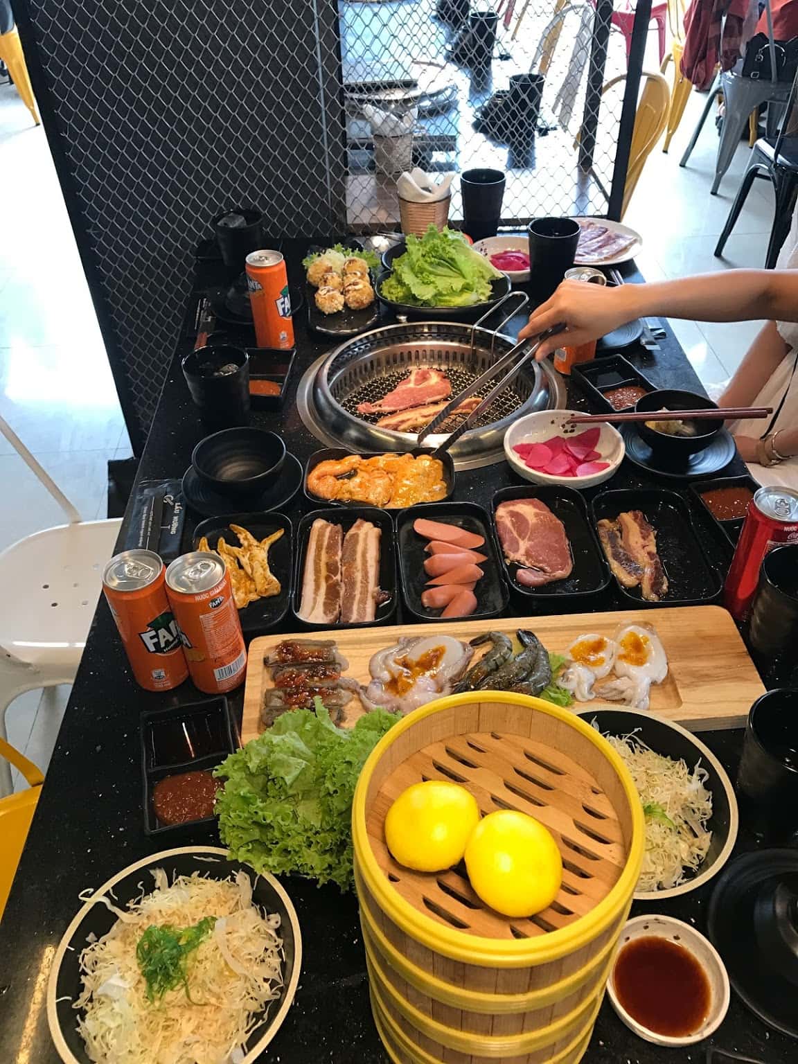 Top 8 quán buffet hấp dẫn nhất tại quận Hai Bà Trưng