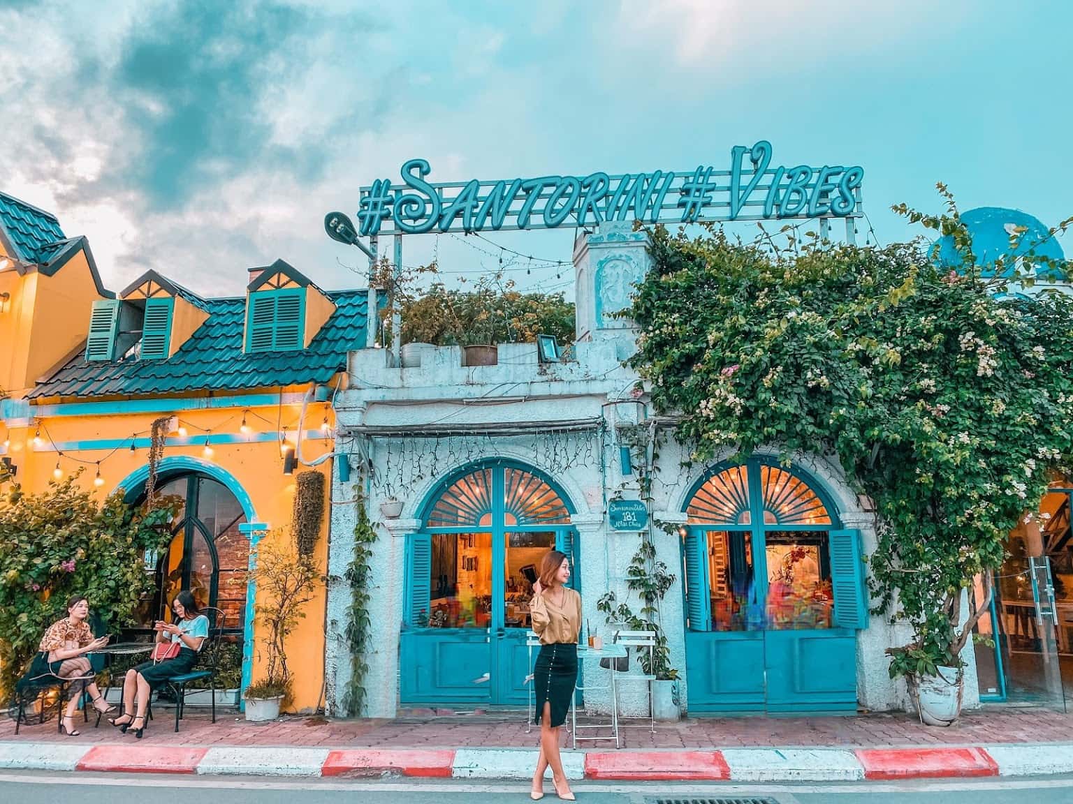 Top 11 quán cafe thiên đường cho tín đồ check-in quận Tây Hồ