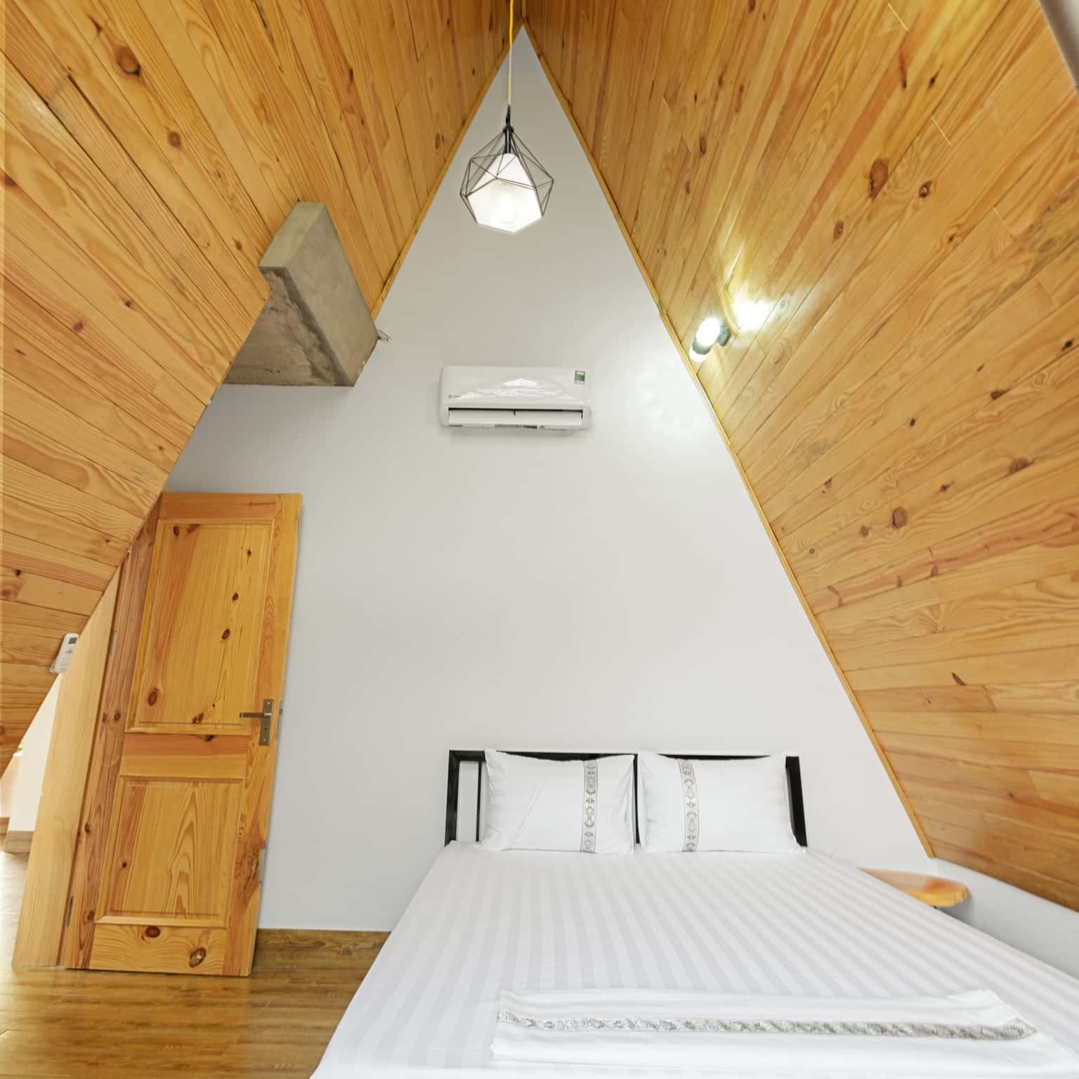 phong ngu hilltop lala villas homestay hoa binh 