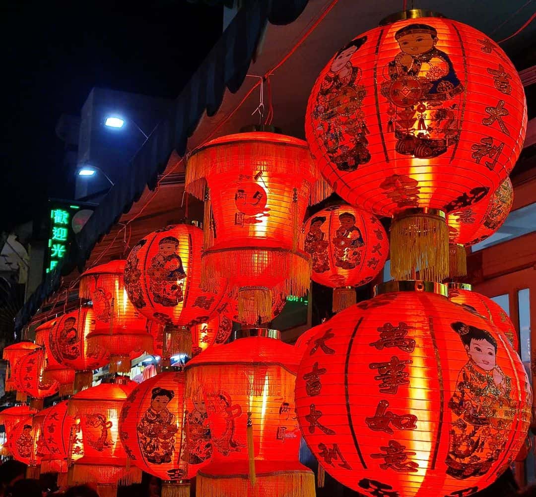 Tham quan phố Lồng Đèn quận 5, Sài Gòn