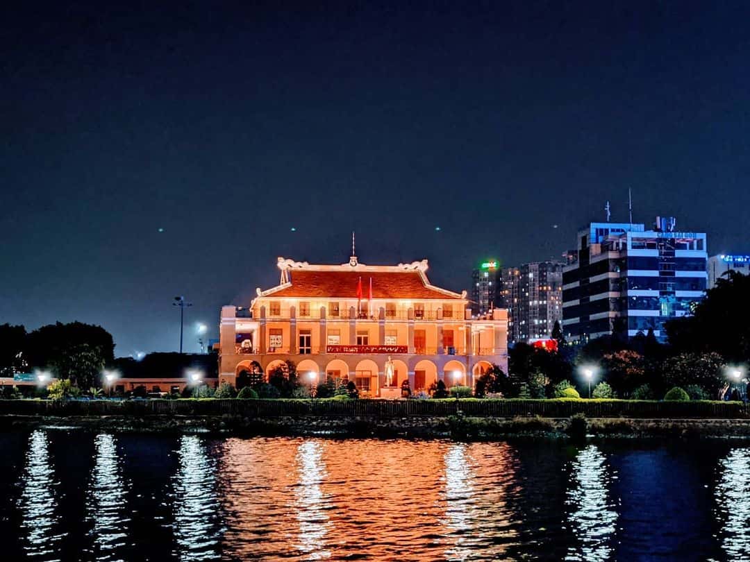 Tham quan Bến Nhà Rồng - Nơi in dấu của vị cha già dân tộc